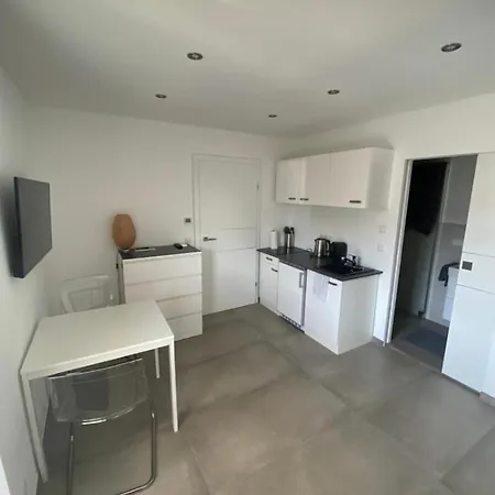 City-apartment *